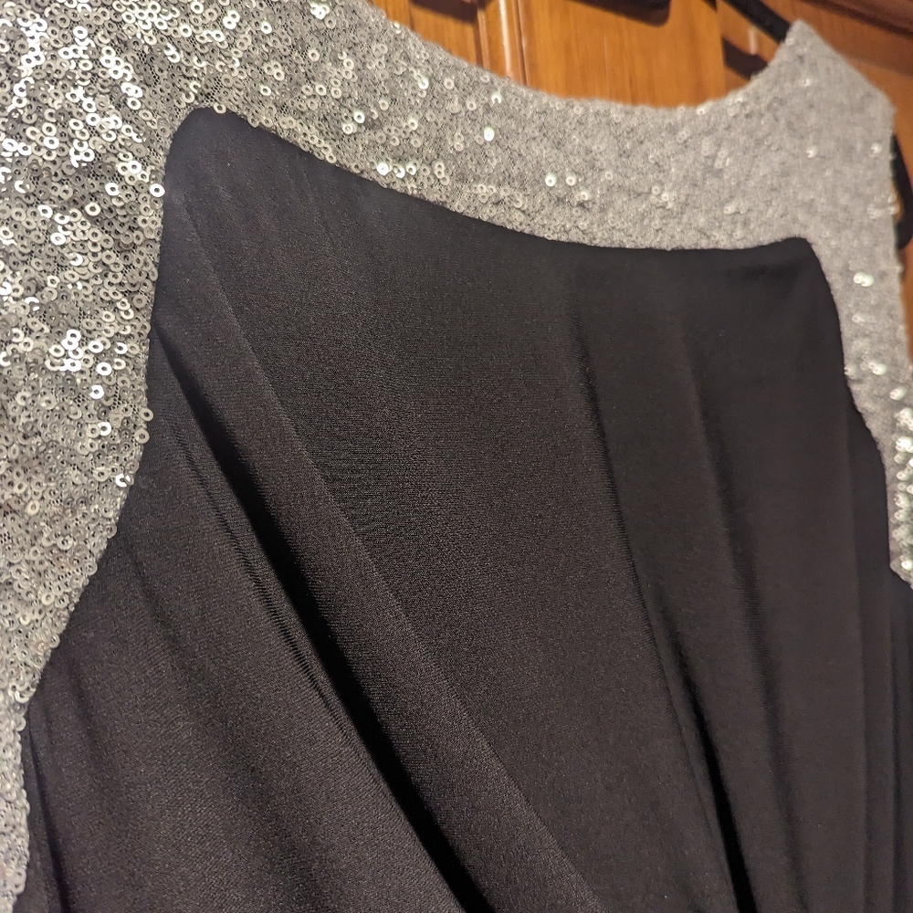 Scarlett Gown Black